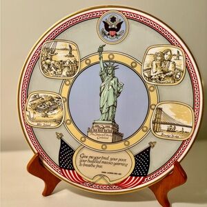 Statue of Liberty Centennial Plate 1886-1986 Made by Caverswall, Fine Bone China